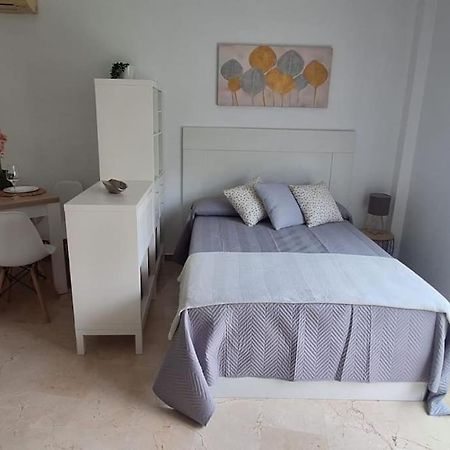 Room City Estepona Estudio Mar Экстерьер фото