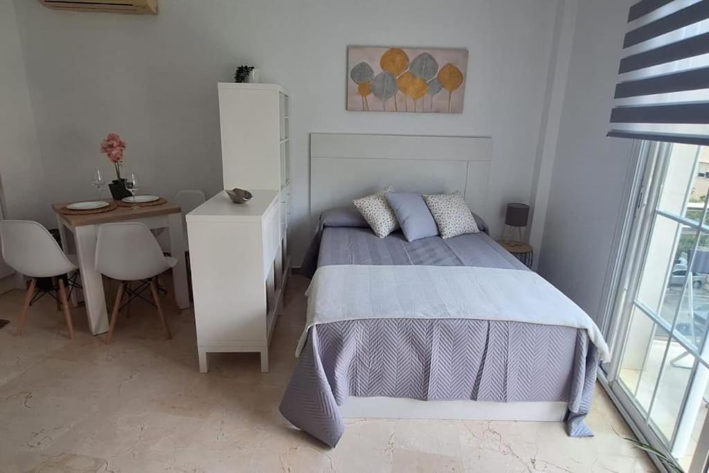 Room City Estepona Estudio Mar Экстерьер фото
