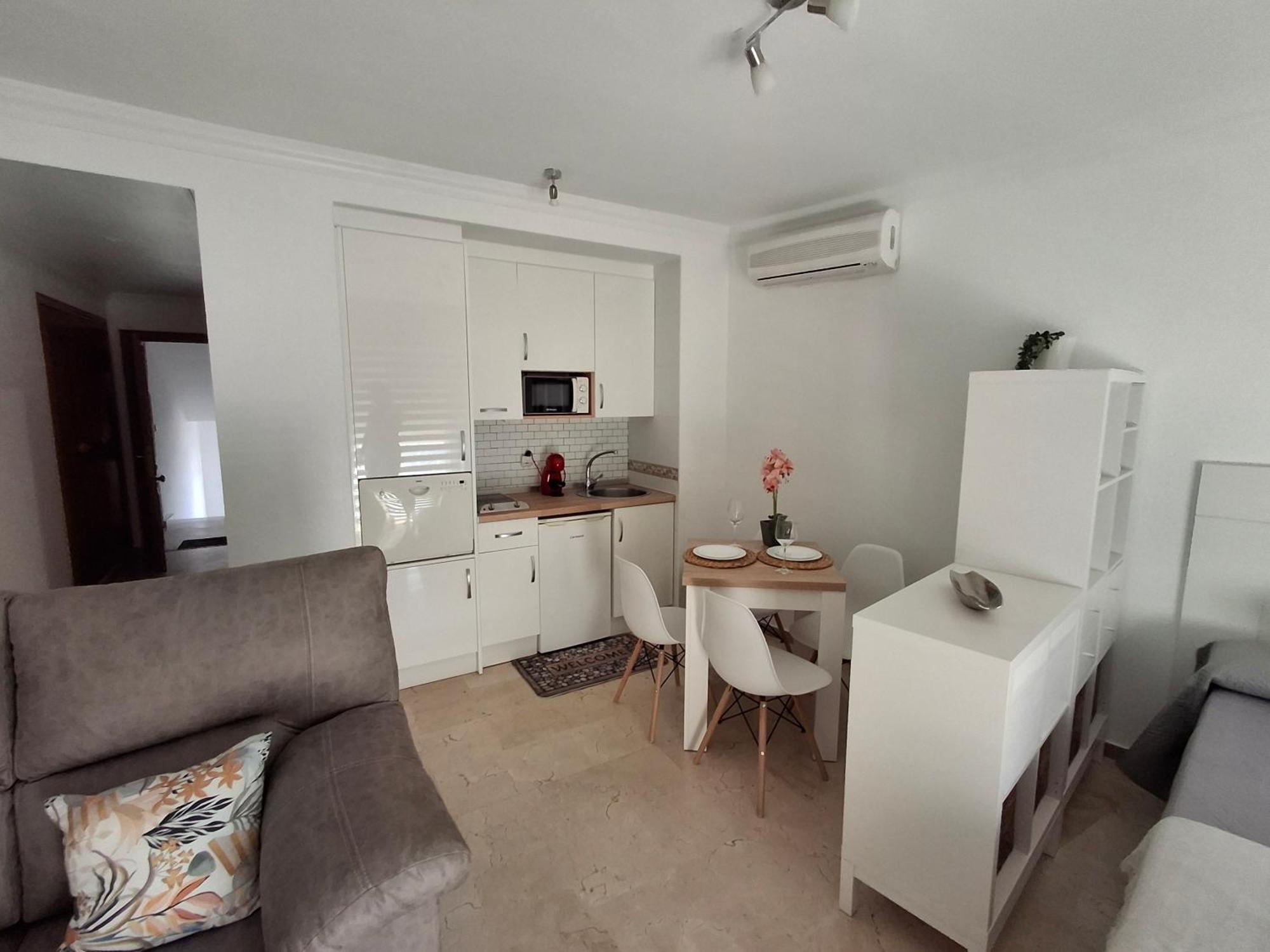 Room City Estepona Estudio Mar Экстерьер фото