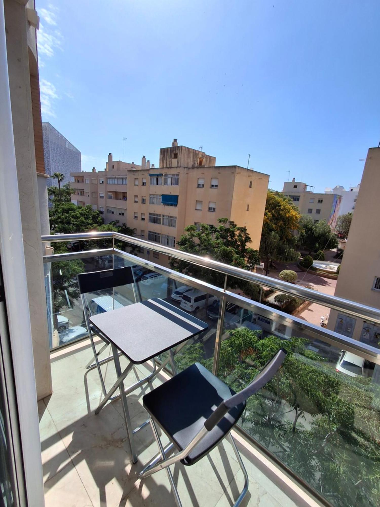 Room City Estepona Estudio Mar Экстерьер фото